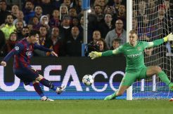 10 Penyelamatan Gemilang Joe Hart Tak Berarti