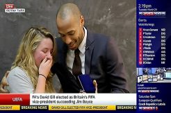 Nyamar Jadi Guru, Legenda Arsenal Beri Pelajar Kejutan