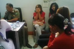 Razia ISIS, Satpol PP Ciduk Pasangan Mesum