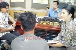 Video Mesum dengan Anak...