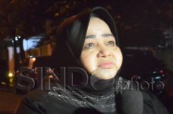 Air Mata Umi Zubaidah Iringi Kepergian Olga Syahputra