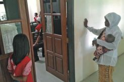 Suami Selingkuh, Istri...