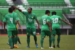 Persebaya Bakal Nekat Ikut ISL 2015