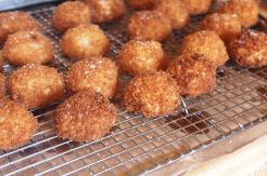Menjaga Makanan Gorengan Tetap Renyah