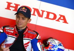 Tolak Honda, Stoner Sampaikan Permintaan Maaf