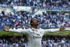 Cetak 300 gol, Ronaldo...