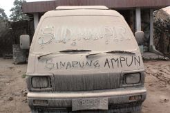 Pemerintah Lamban Tangani Bencana Sinabung