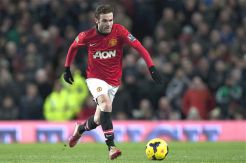 Juan Mata Singkirkan Di Maria di Derby Manchester