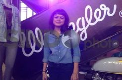 Tips Cantik Ala Eva Celia