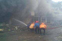 Ada Pasar Darurat, Acara Adat Keraton Solo Terganggu