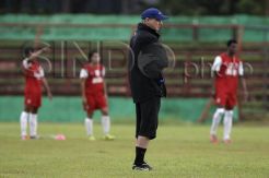 Riedl Turun Tangan Bantu PSM Makassar