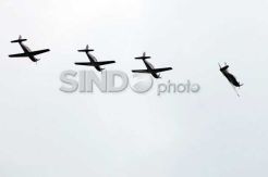 Pesawat F16 Terbakar,...