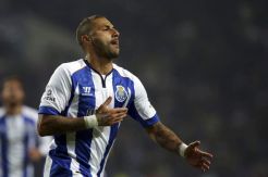 Quaresma Bikin Porto Unggul di Babak Pertama