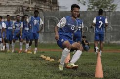 Pikat Hati Pelatih, Muchlis Hadi Ning Naik Kelas
