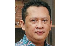 Sibuk Berpolitik, Gagal...