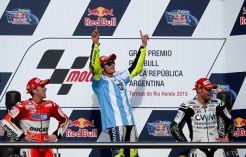 Rossi Kuasai Argentina Saat Marquez Terjatuh