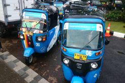 Bajaj Jadi Transportasi Khusus Wartawan di KAA