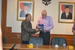 Universitas Trisakti...