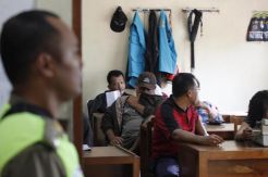 Asik Ngamar, Tiga PNS terjaring Razia
