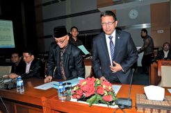 Biaya Ibadah Haji Turun...