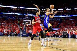 Curry Jadi Kunci Sukses Warriors di Playoff
