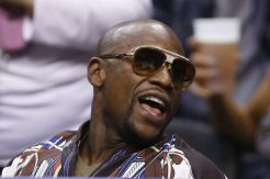 Mayweather Disamakan dengan Tokoh Antagonis