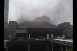 Menara Bidakara di Pancoran Terbakar