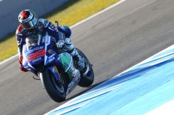 Tak Terkejar, Lorenzo Menang di GP Spanyol