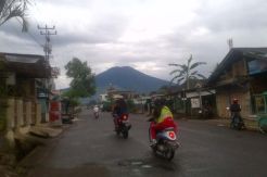 Radius 1 Kilometer dari Bibir Kawah Dempo Masih Berbahaya