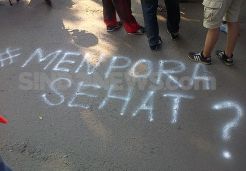 Jak Mania Kirim Pesan Buat Menpora di Jalanan
