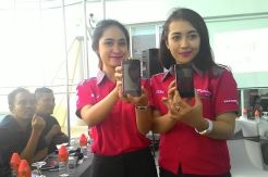 Selfie Malam Hari Jadi Unggulan Andromax C3s-C3si