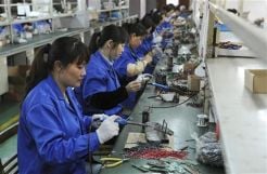 Sektor Jasa China di April Tumbuh Tercepat Tahun Ini