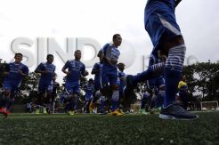 Habisi Ayeyawady Demi Kehormatan Persib Bandung