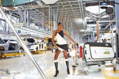 Rolls-Royce Wraith Tampil Perdana di New York