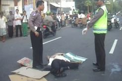 Serobot Busway, Karyawan...