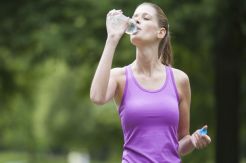 Minum Air Sebelum Olahraga...