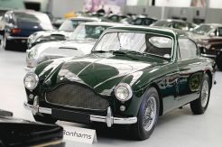Lelang Mobil Aston Martin Tembus Rp203 Miliar