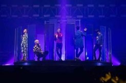 Big Bang Tampil di Happy...