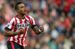 Langkah MU Merekrut Depay Dianggap Tepat