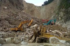 Hari ke-17, Tiga Korban Longsor Gunung Kuda Belum Ditemukan