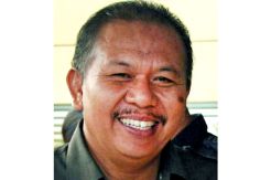 Kembangkan Padi, Bupati...