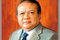 Mantan Menkeu Jusuf Anwar Meninggal Dunia