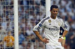 HOT NEWS: Cedera Lutut, Madrid Siap Jual Ronaldo