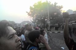Demo di Istana, Mahasiswa dan Polisi Kompak Lakukan Ini