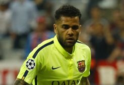 Dani Alves Siap Umumkan Kepergiannya dari Barcelona