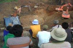Warga Desak Pemerintah Tutup Galian C Sokokarang