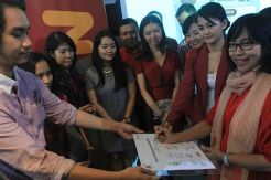 Telkomsel Gelar Pesta...