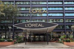 LOreal Turunkan Harga di China