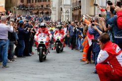 Ducati Desmosedici GP15 Disulap Jadi Kuda Pacu