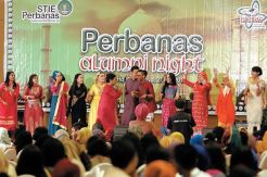 Suguhkan Bollywood Night...